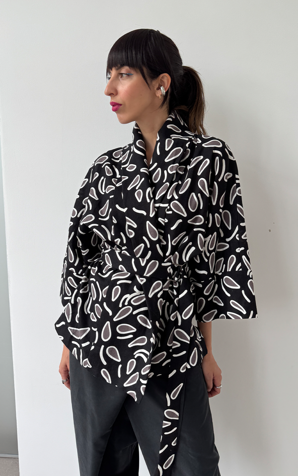 Lucid Dreams Linen Kimono - Black